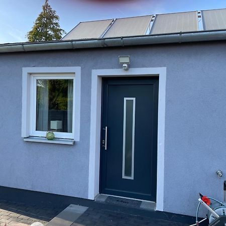 Ferienwohnung Mit Fussbodenheizung Nahe Messe, Gratis Parkplatz Und Abstellplatz E - Bike Hannover Exteriör bild