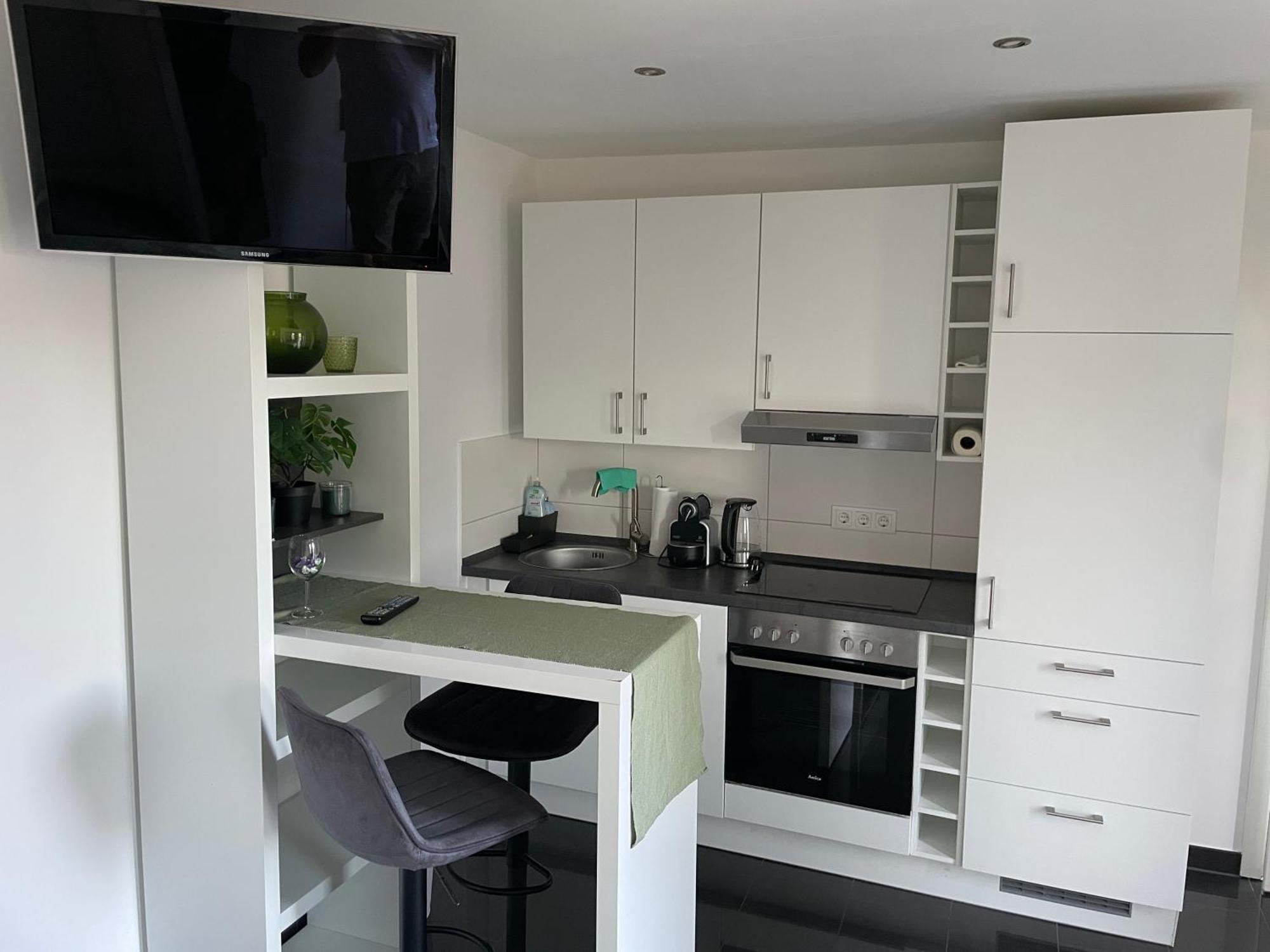 Ferienwohnung Mit Fussbodenheizung Nahe Messe, Gratis Parkplatz Und Abstellplatz E - Bike Hannover Exteriör bild